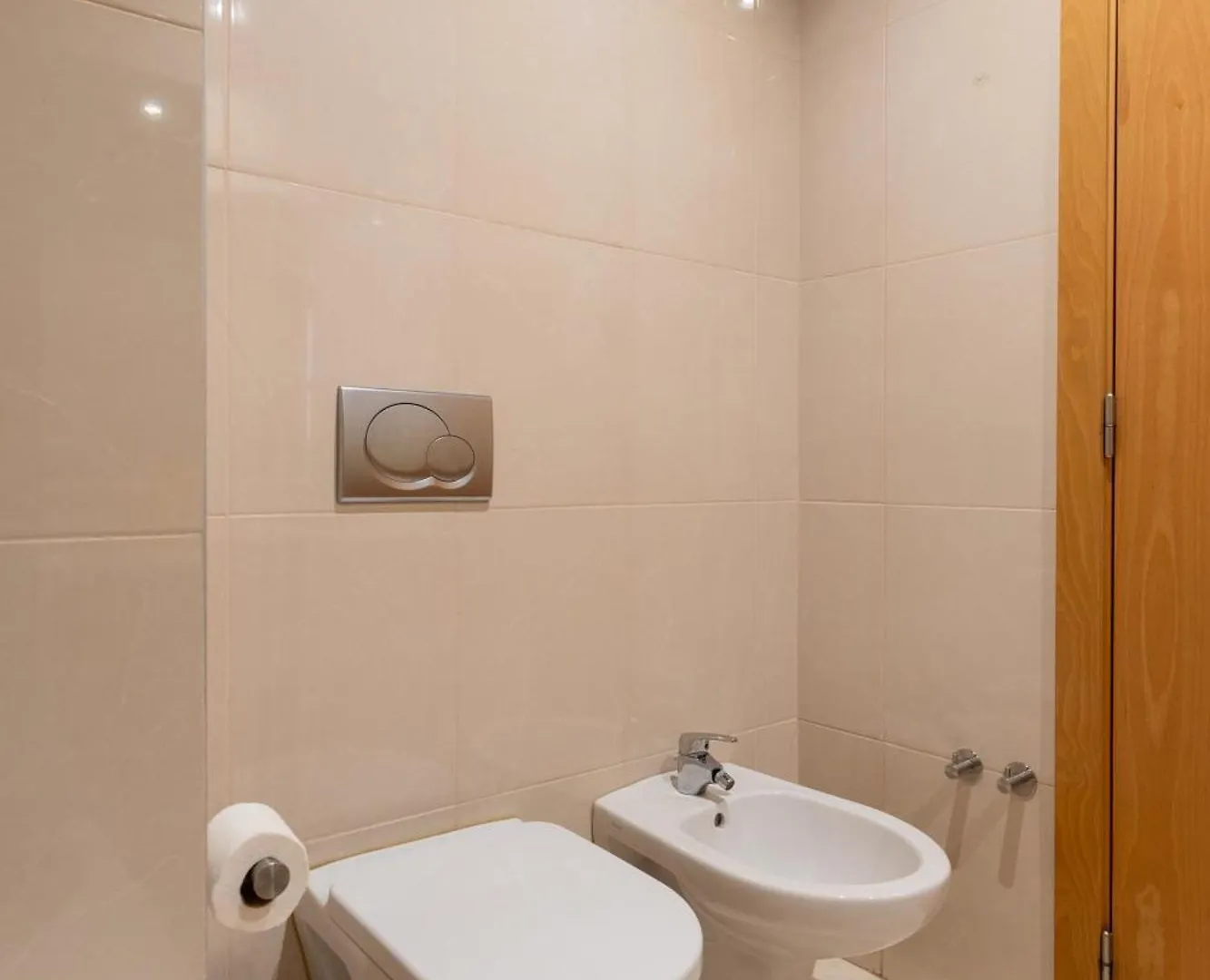 Modern Apartment In Parque Das Nacoes Лиссабон Португалия
